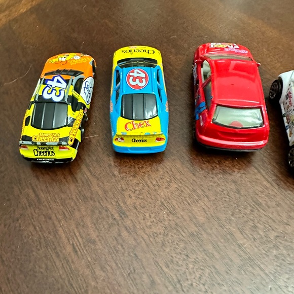 7 Vtg 90's Matchbox Nascar Cereal Cheerios Froot Loops Lucky Charms Diecast Cars - Picture 9 of 12